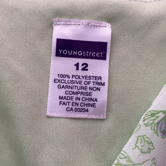 Cute Flower Pattern Dress - Picture 2 of 2